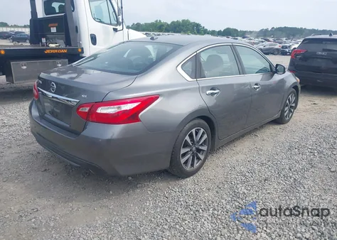 2017 Nissan Altima 2.5 Sl z USA, uszkodzony, nr VIN 1N4AL3AP5HC224020